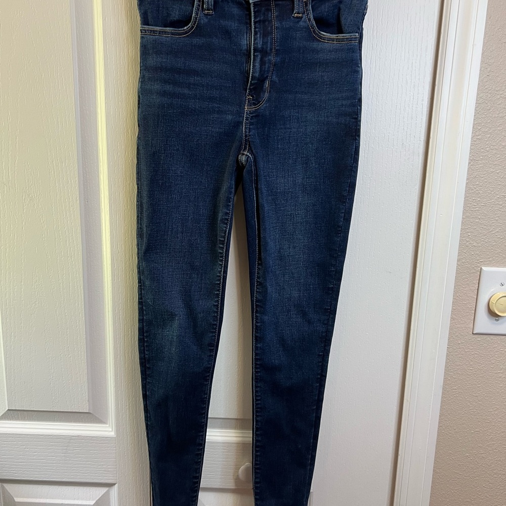American Eagle Super High Rise Jeggings